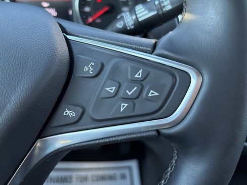 Used 2023 Chevrolet Equinox Premier image 22