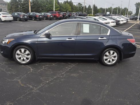 Used 2010 Honda Accord EX-L image 4