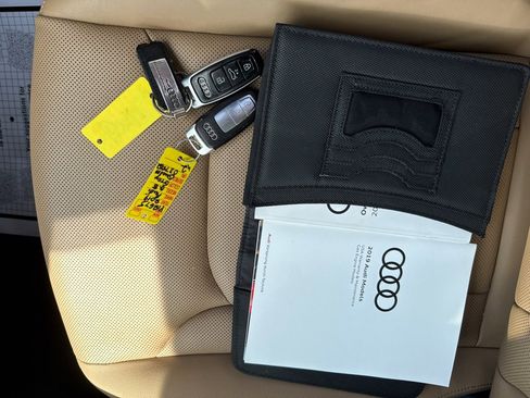 Used 2019 Audi Q8 Premium Plus image 9