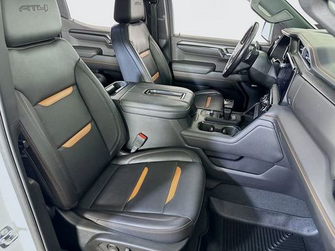 Used 2022 GMC Sierra 1500 AT4 w/ AT4 Premium Package image 23
