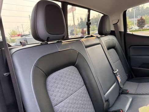 Used 2019 Chevrolet Colorado Z71 AWD/4WD image 29