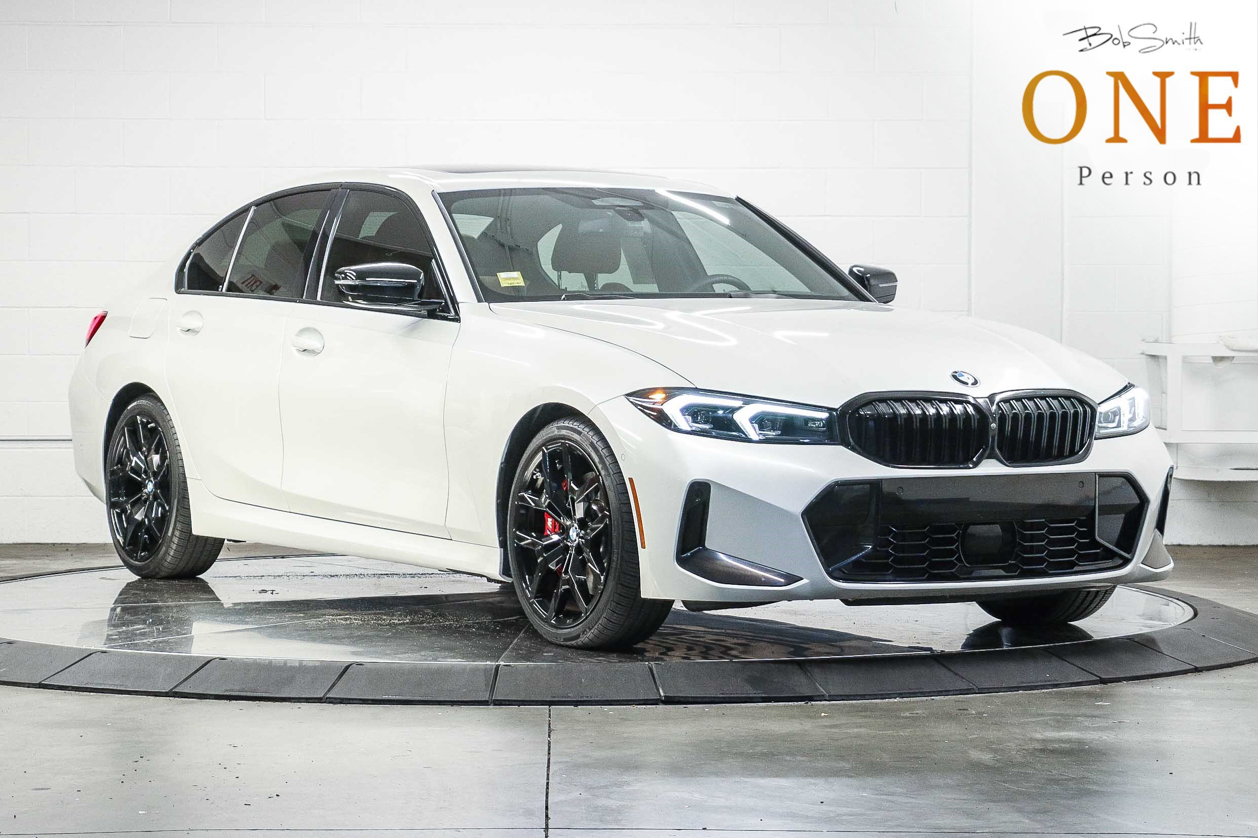 Used 2025 BMW 330i Sedan w/ M Sport Package RWD image 1