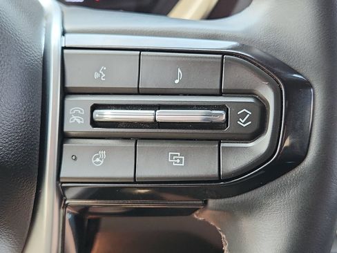Used 2026 Chevrolet Colorado Trail Boss AWD/4WD image 14