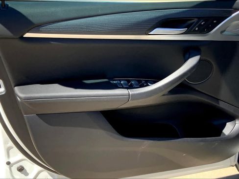 New 2024 BMW X3 sDrive30i w/ Convenience Package image 10