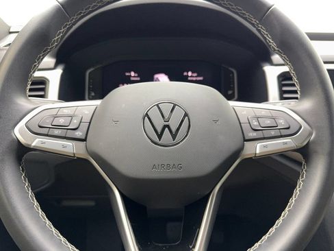 Used 2023 Volkswagen Atlas Cross Sport SE w/ Panoramic Sunroof Package FWD image 57