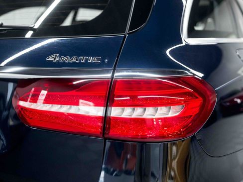 Used 2019 Mercedes-Benz E 450 4MATIC Wagon image 25