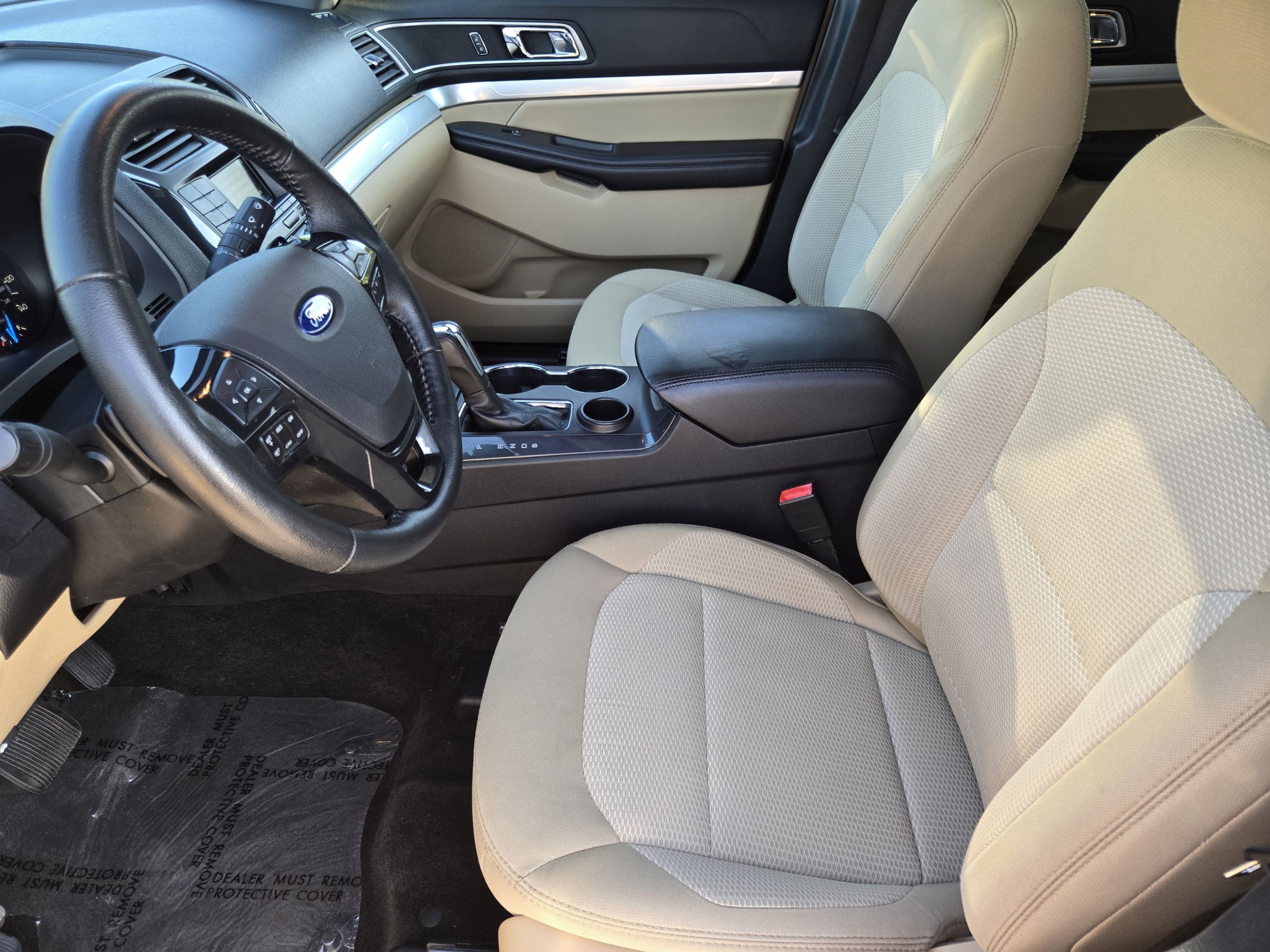 Used 2017 Ford Explorer XLT FWD image 9