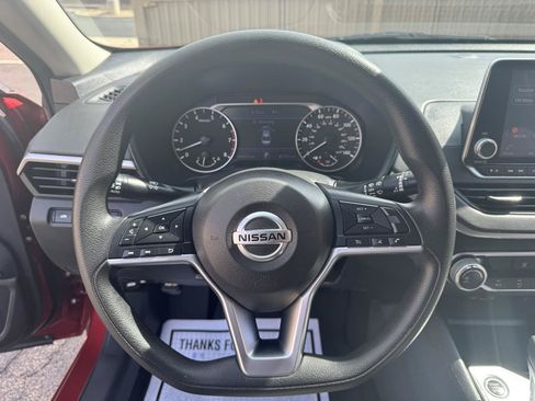 Used 2021 Nissan Altima 2.5 SV FWD image 26