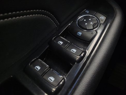 Used 2018 Ford Edge Titanium w/ Equipment Group 301A AWD/4WD image 27