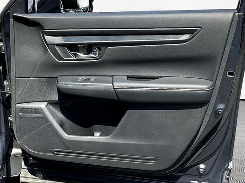 Certified 2025 Honda CR-V Sport-L image 28