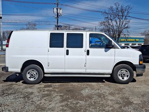 Certified 2024 GMC Savana 2500 w/ Driver Convenience Package RWD image 8