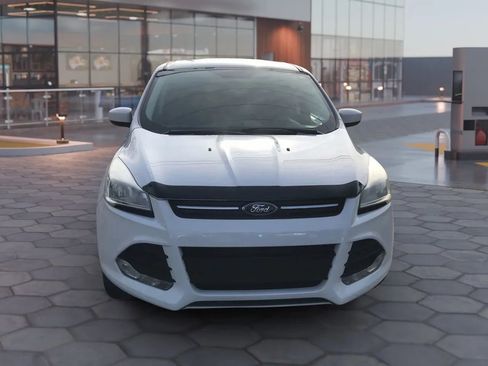 Used 2016 Ford Escape SE image 6