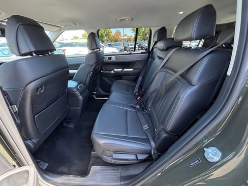 Used 2025 Hyundai Santa Fe SEL AWD/4WD image 29
