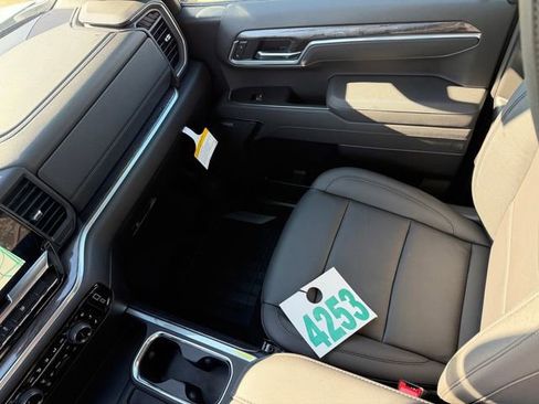 New 2026 Chevrolet Silverado 1500 LTZ w/ Technology Package image 17