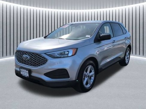Used 2024 Ford Edge SE AWD/4WD image 16