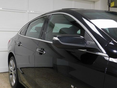 Used 2016 Chevrolet Malibu Premier w/ Driver Confidence Package II image 10