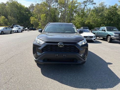 Used 2025 Toyota RAV4 XLE w/ Convenience Package AWD/4WD image 8