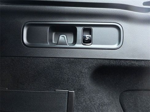 Used 2025 Mercedes-Benz GLC 63 AMG S image 26