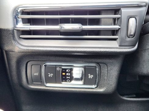 Used 2020 Lincoln Corsair AWD w/ Equipment Group 101A image 31