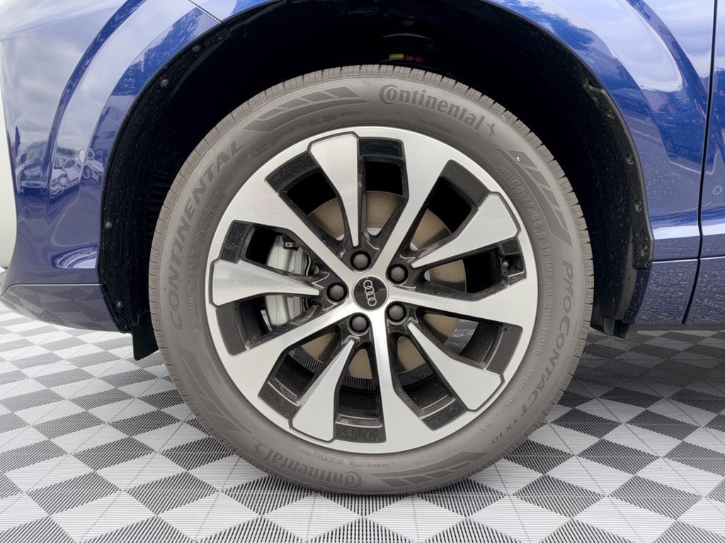 New 2026 Audi Q3 quattro 2.0T AWD/4WD image 13