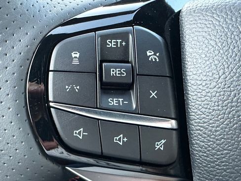 Certified 2025 Ford Explorer ST-Line image 44