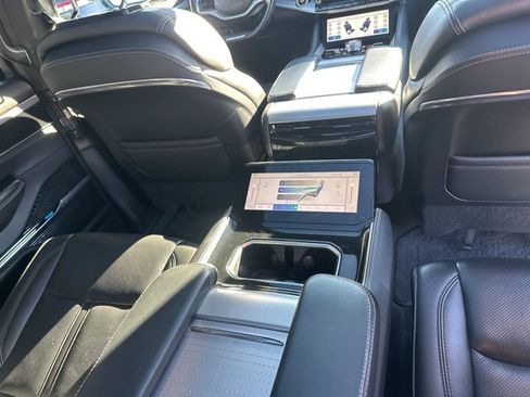 Used 2022 Jeep Grand Wagoneer Series I image 22