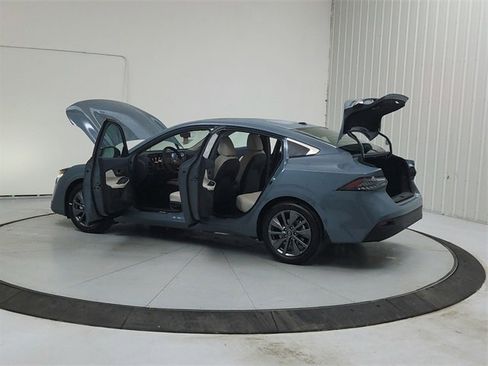 New 2026 Nissan Sentra SL w/ Floor Mat Package image 13