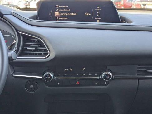 Used 2025 MAZDA CX-30 AWD 2.5 S w/ Preferred Package image 18