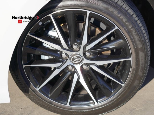 Used 2024 Toyota Camry SE w/ Convenience Package FWD image 11