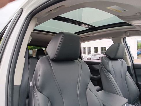 Used 2023 Acura MDX SH-AWD image 14