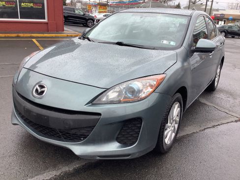 Used 2013 MAZDA MAZDA3 i Touring image 4