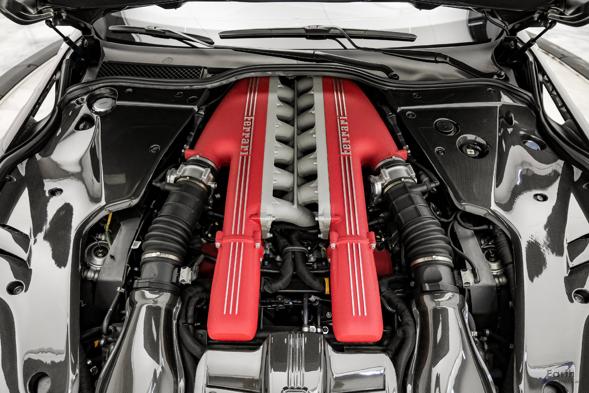 Used 2014 Ferrari F12 Berlinetta RWD image 4
