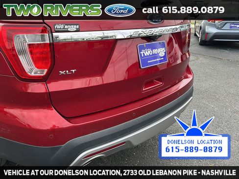 Used 2017 Ford Explorer XLT w/ Equipment Group 202A image 7