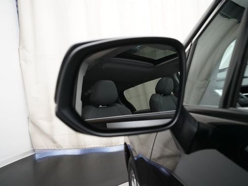 Used 2023 Toyota Sienna XLE FWD image 26