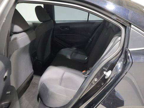 Used 2024 Toyota Corolla LE FWD image 17