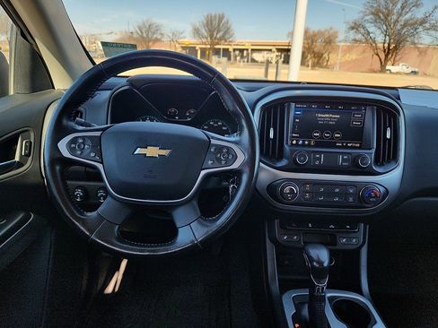 Used 2022 Chevrolet Colorado LT w/ Luxury Package image 6