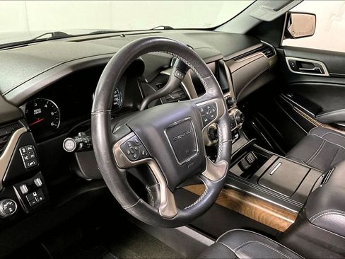 Used 2018 GMC Yukon XL Denali w/ Open Road Package image 13