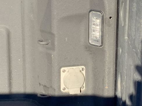 Used 2020 GMC Sierra 3500 Denali w/ Denali Ultimate Package image 17