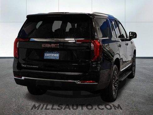 Used 2025 GMC Yukon Elevation AWD/4WD image 7