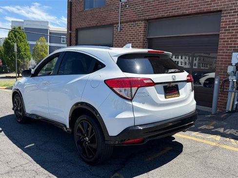Used 2021 Honda HR-V Sport image 8