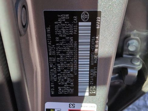 Used 2025 Toyota Camry XSE image 12