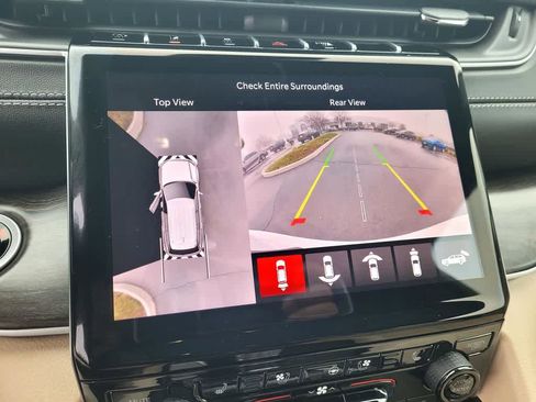 New 2025 Jeep Grand Cherokee Limited w/ Luxury Tech Group II image 13