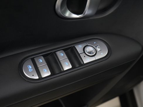 Certified 2024 Hyundai Ioniq 5 SE AWD/4WD image 19