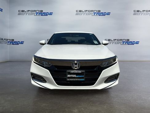 Used 2019 Honda Accord Sport image 2