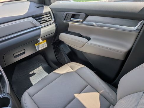 New 2026 GMC Terrain Elevation w/ Elevation Premium Package FWD image 15