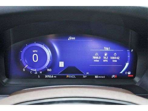 Used 2023 Ford Explorer King Ranch w/ Premium Technology Package image 15