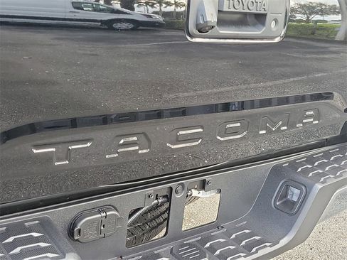 Used 2023 Toyota Tacoma SR5 image 7