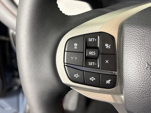 New 2026 Ford Explorer Active w/ Active Comfort Package RWD image 19