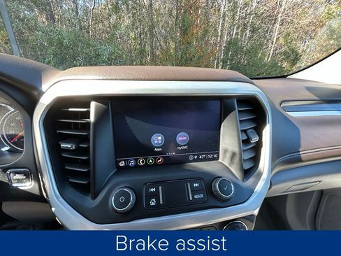 Used 2023 GMC Acadia SLT image 40