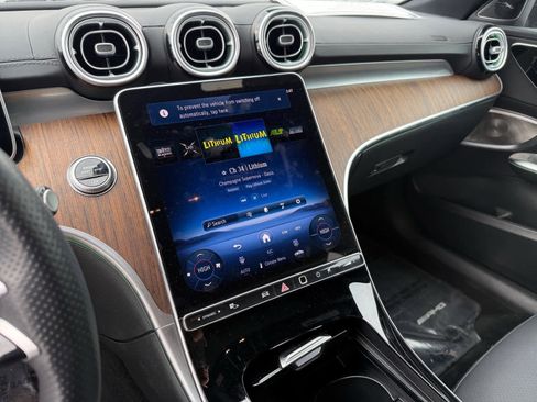 Certified 2025 Mercedes-Benz C 300 4MATIC Sedan image 18